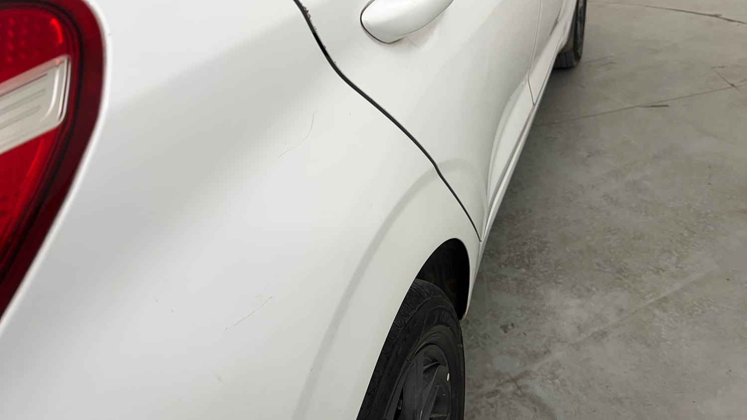 Used 2020 Hyundai Grand i10 Nios Sportz AMT 1.2 Kappa VTVT Petrol Automatic dents MINOR SCRATCH