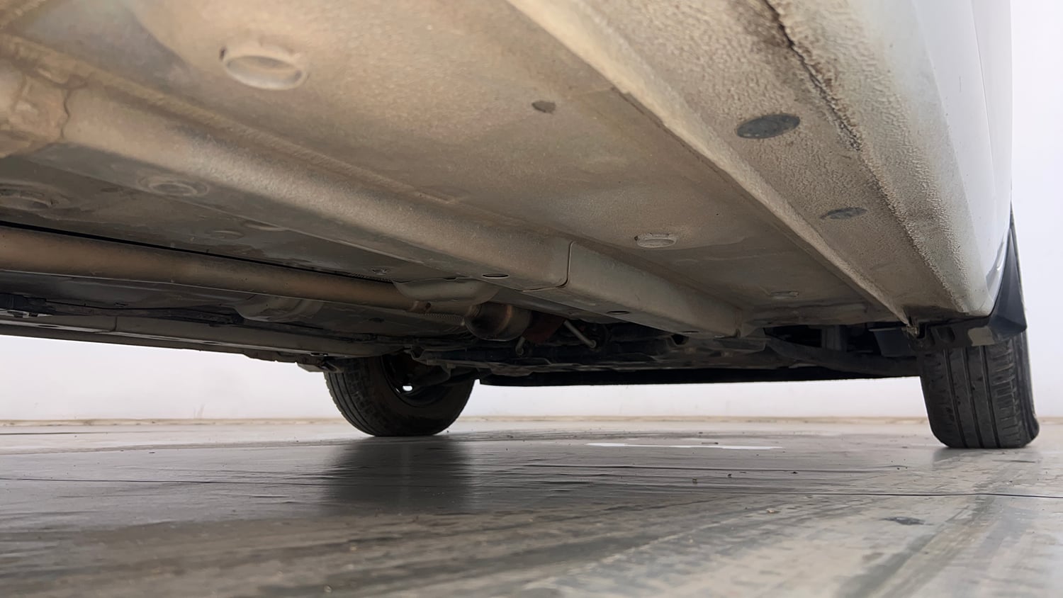 Used 2022 Hyundai Santro Era Executive Petrol Manual extra REAR RIGHT UNDERBODY VIEW