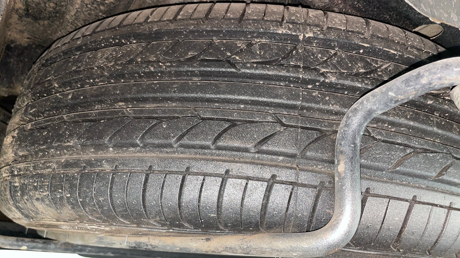 Used 2014 Maruti Suzuki Ertiga ZXi Petrol Manual tyres SPARE TYRE VIEW