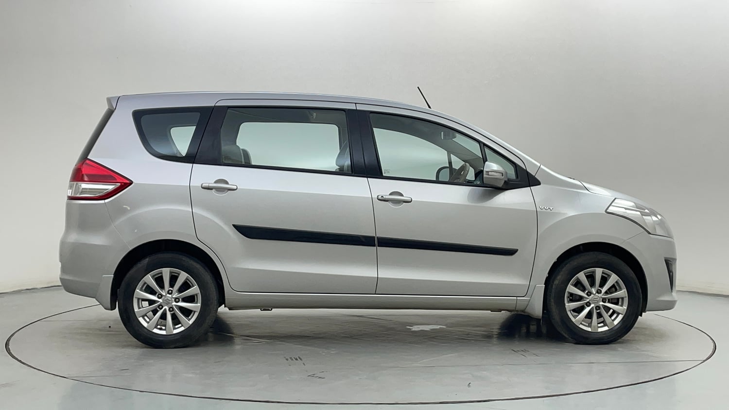 Used 2014 Maruti Suzuki Ertiga ZXi Petrol Manual exterior RIGHT SIDE VIEW