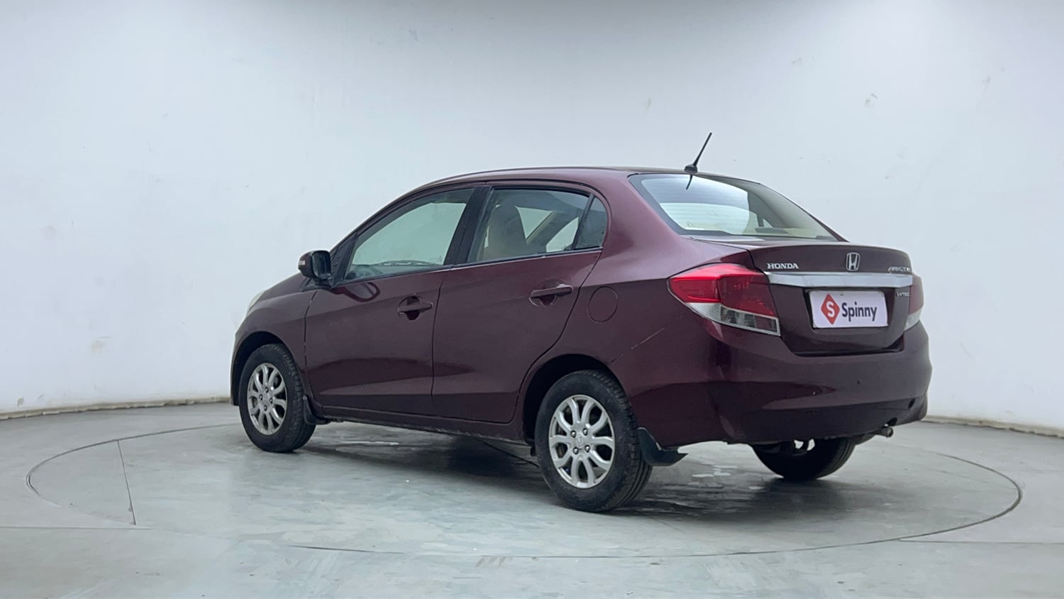Used 2013 Honda Amaze 1.2 VX i-VTEC Petrol Manual exterior LEFT REAR CORNER VIEW