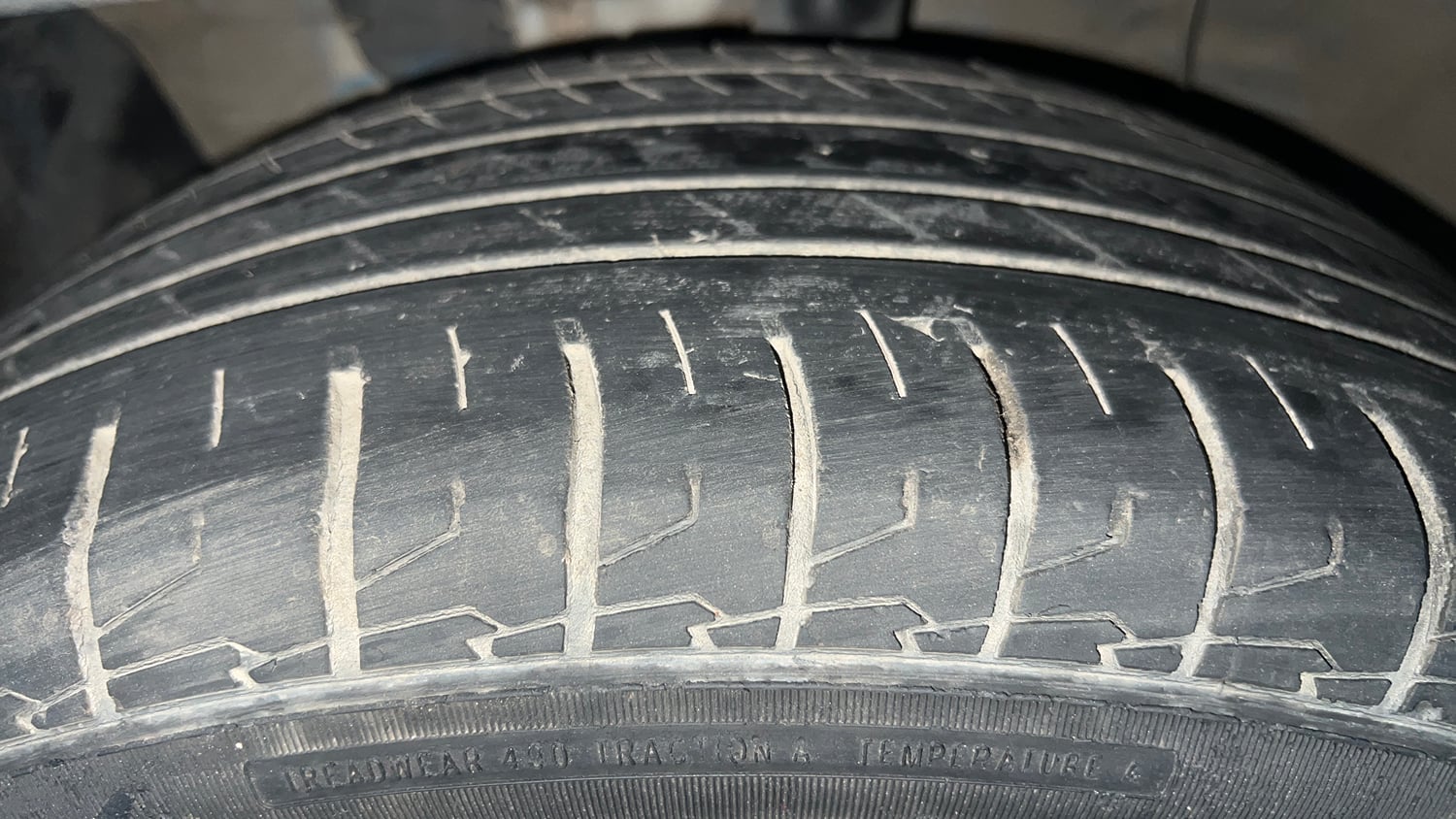 Used 2023 Hyundai Creta SX 1.5 Petrol IVT Petrol Automatic tyres LEFT FRONT TYRE TREAD VIEW
