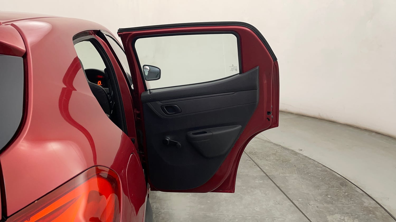 Used 2016 Renault Kwid 1.0 RXT Petrol Manual interior RIGHT REAR DOOR OPEN VIEW
