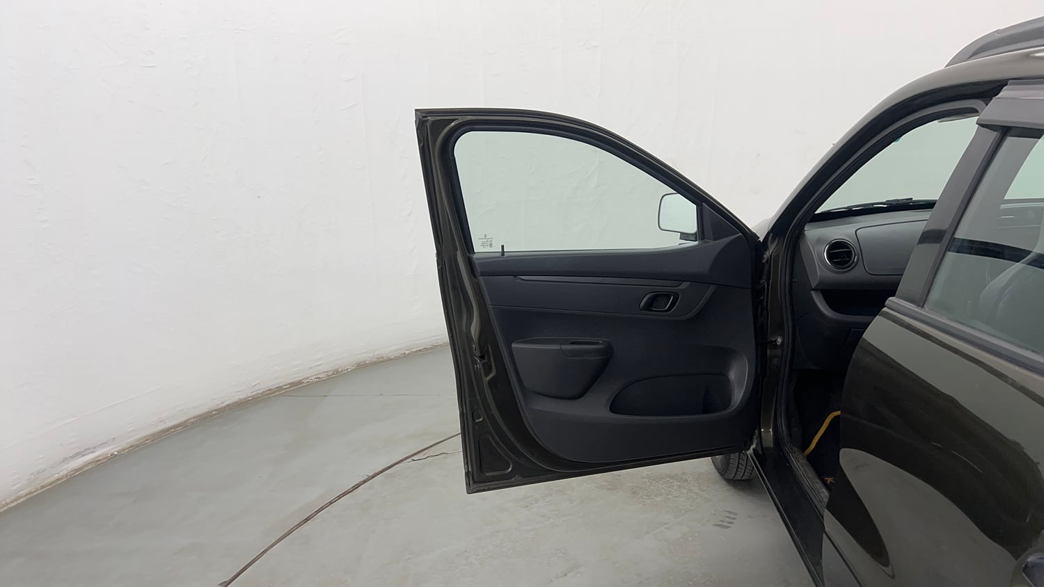 Used 2016 Renault Kwid RXT Petrol Manual interior LEFT FRONT DOOR OPEN VIEW