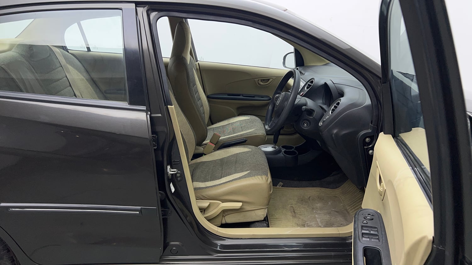 Used 2016 Honda Amaze 1.2 S AT i-VTEC Petrol Automatic interior RIGHT SIDE FRONT DOOR CABIN VIEW