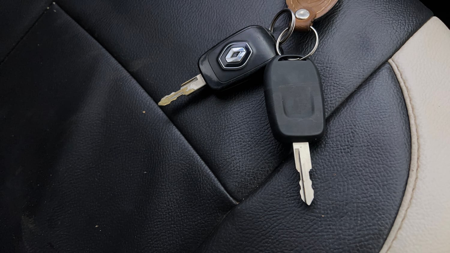 Used 2022 Renault Kwid RXL (O) 0.8 Petrol Manual extra CAR KEY VIEW
