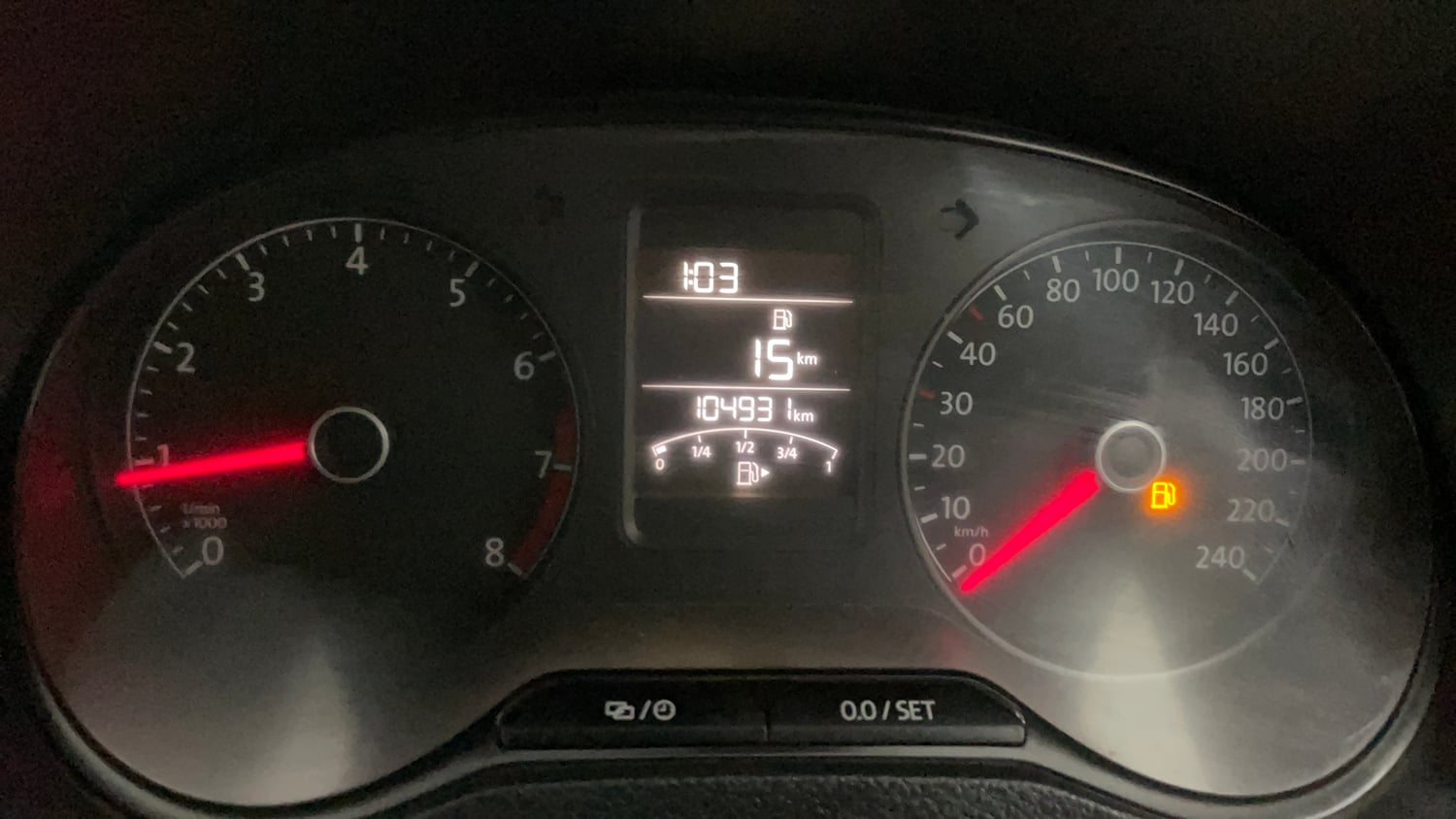 Used 2016 Volkswagen Polo Comfortline 1.2L (P) Petrol Manual interior CLUSTERMETER VIEW