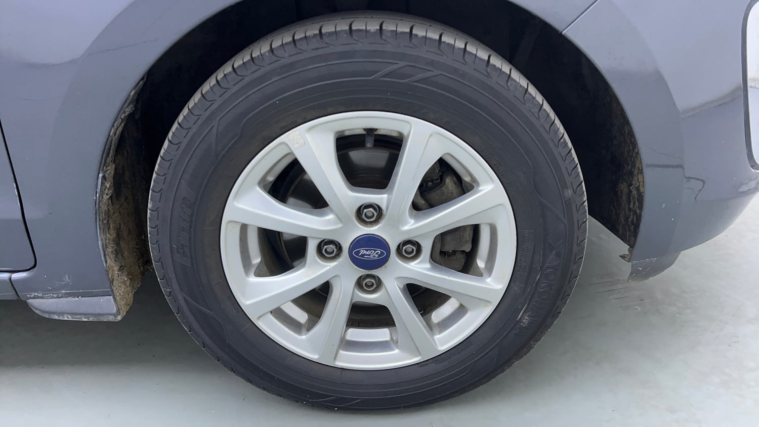 Used 2019 Ford Figo Titanium 1.2 Ti-VCT MT Petrol Manual tyres RIGHT FRONT TYRE RIM VIEW