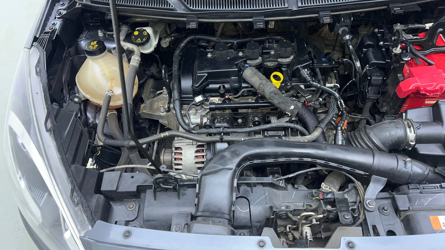 Used 2019 Ford Figo Titanium 1.2 Ti-VCT MT Petrol Manual engine ENGINE RIGHT SIDE VIEW