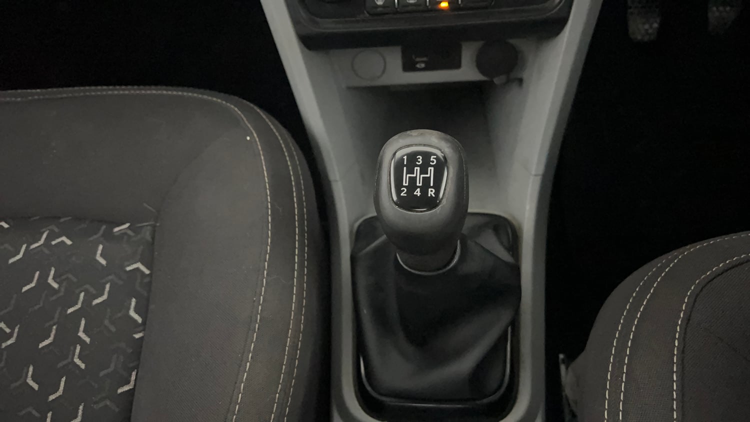 Used 2020 Tata Tiago XZ Plus Petrol Manual interior GEAR  KNOB VIEW