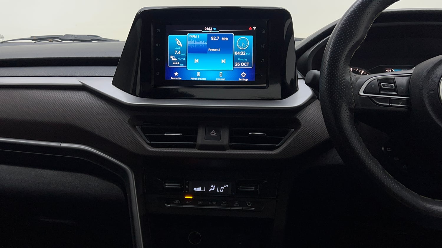 Used 2022 Maruti Suzuki Brezza ZXi Petrol Manual interior MUSIC SYSTEM & AC CONTROL VIEW