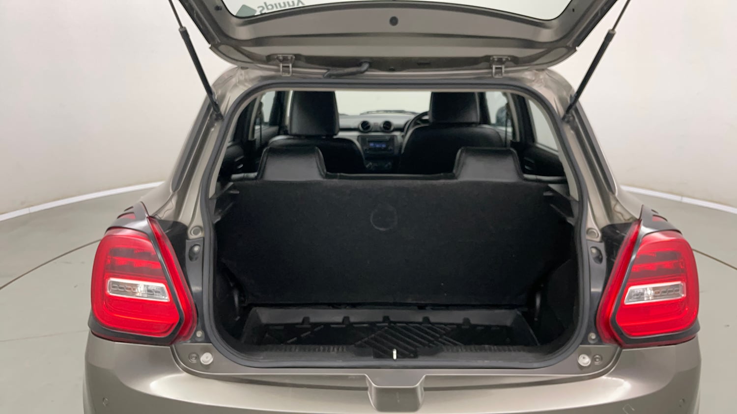 Used 2020 Maruti Suzuki Swift VXi Petrol Manual interior DICKY INSIDE VIEW