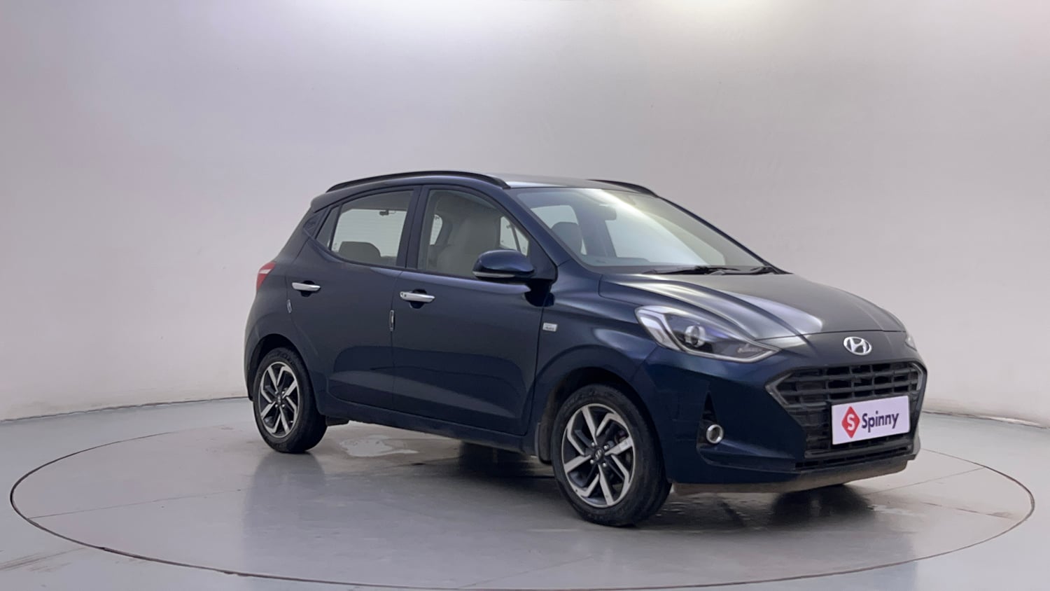 Used 2021 Hyundai Grand i10 Nios Asta AMT 1.2 Kappa VTVT Petrol Automatic exterior RIGHT FRONT CORNER VIEW