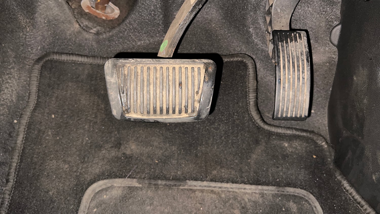 Used 2014 Hyundai Grand i10 Sportz AT 1.2 Kappa VTVT Petrol Automatic interior PEDALS VIEW