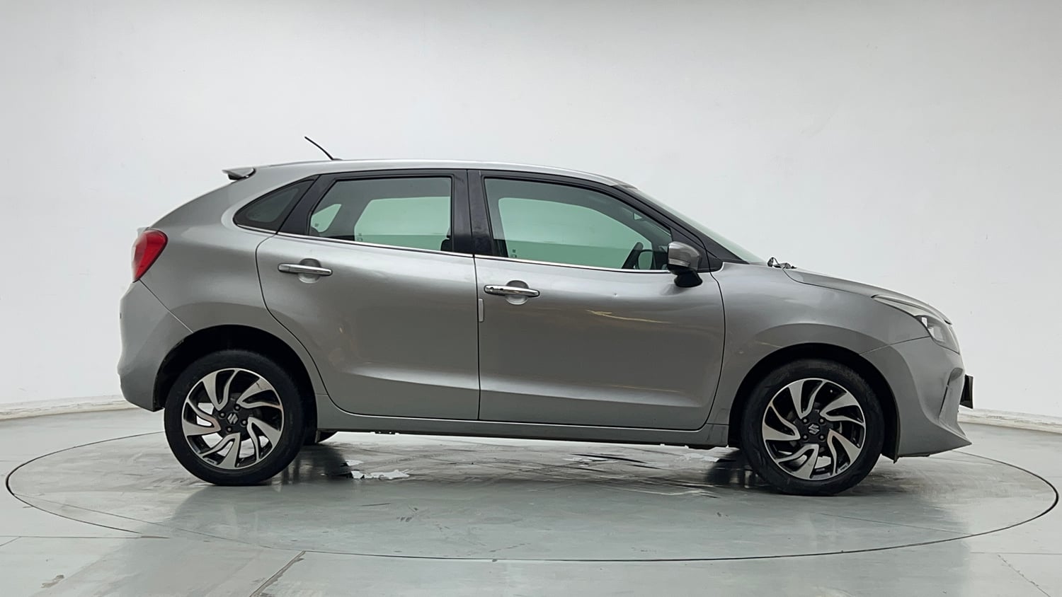 Used 2019 Maruti Suzuki Baleno Alpha Automatic Petrol Automatic exterior RIGHT SIDE VIEW