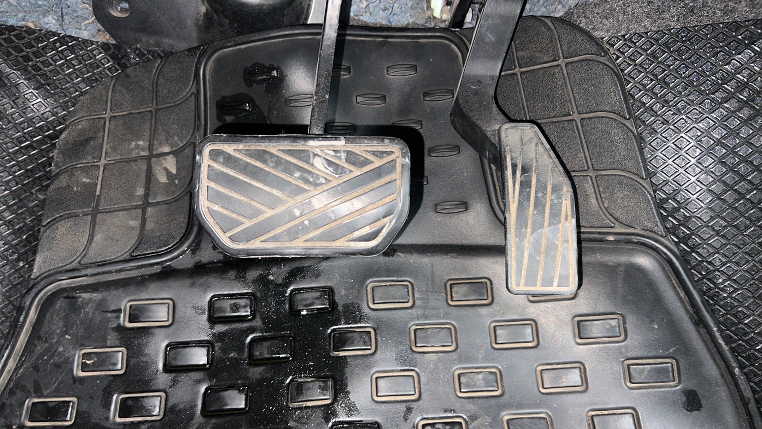 Used 2017 Maruti Suzuki Celerio ZXI (O) AMT Petrol Automatic interior PEDALS VIEW