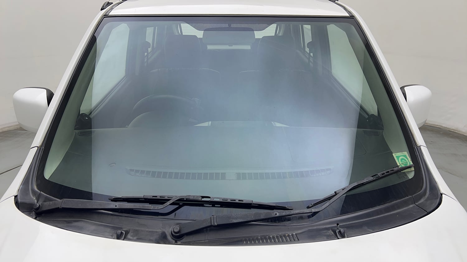 Used 2016 Maruti Suzuki Wagon R 1.0 VXI AMT Petrol Automatic exterior FRONT WINDSHIELD VIEW