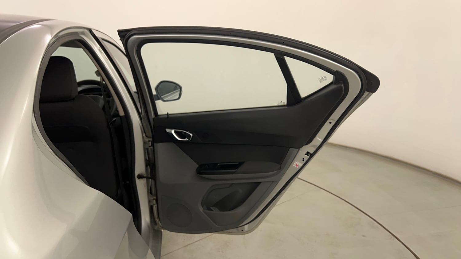 Used 2018 Tata Tigor Revotron XZ (O) Petrol Manual interior RIGHT REAR DOOR OPEN VIEW