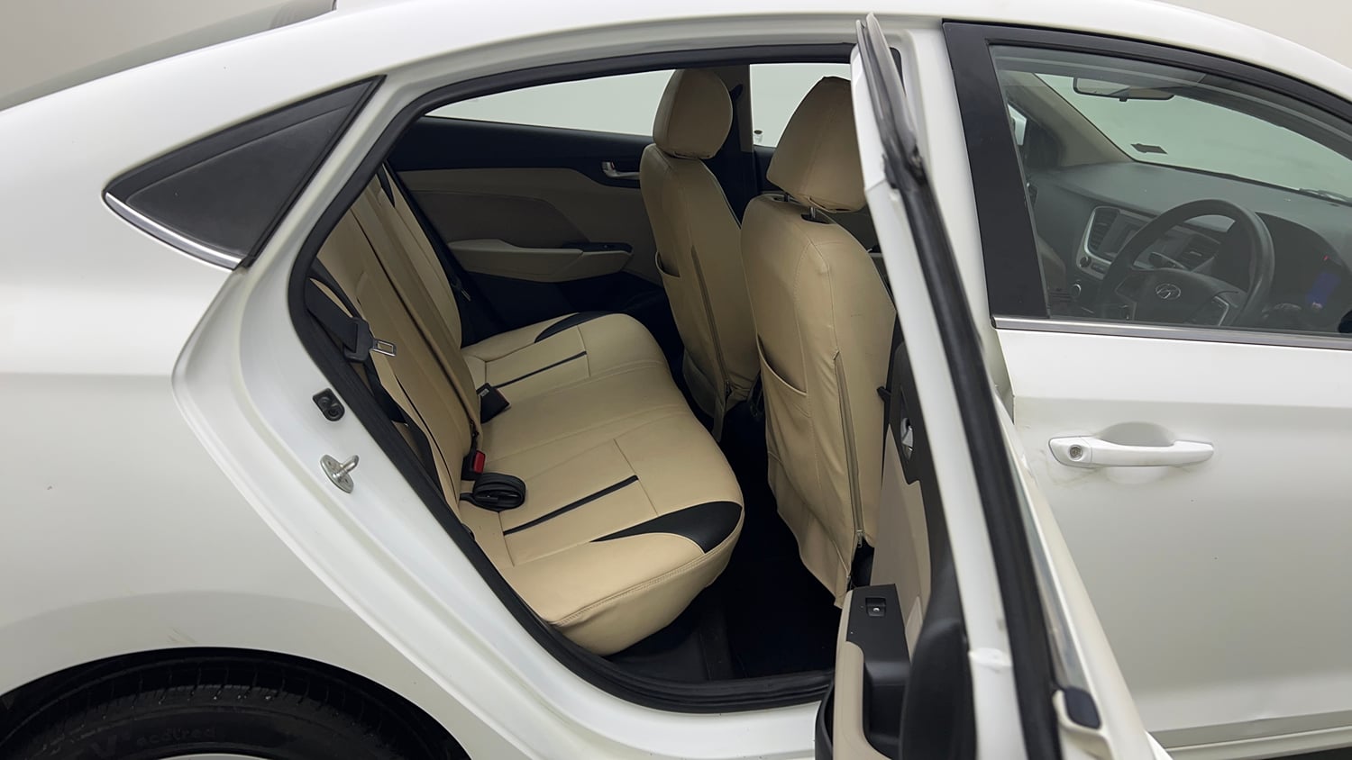 Used 2019 Hyundai Verna EX 1.4 VTVT Petrol Manual interior RIGHT SIDE REAR DOOR CABIN VIEW