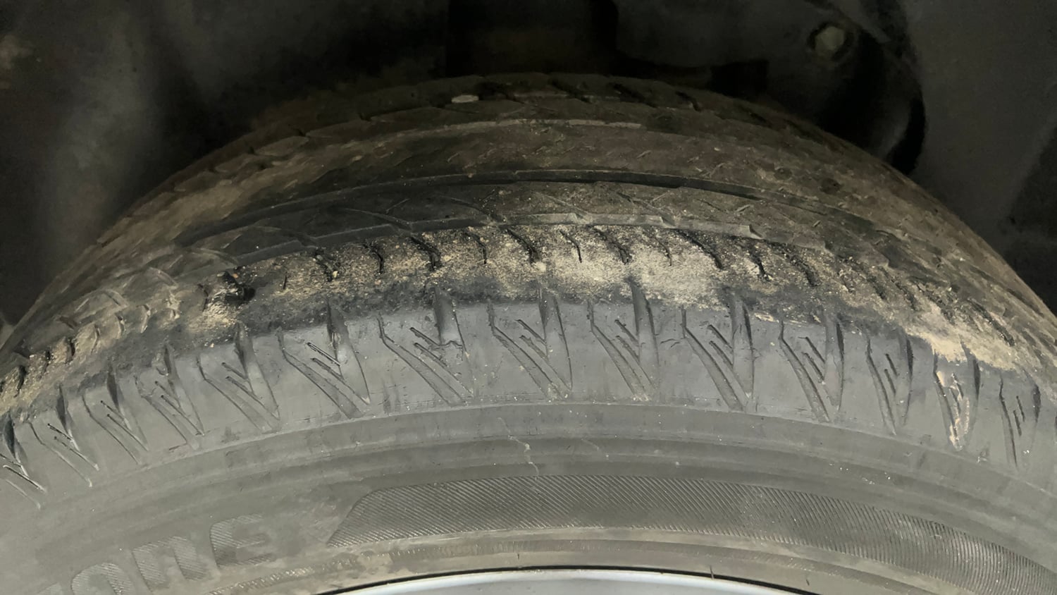 Used 2022 Tata Harrier XZA Plus Dark Edition Diesel Automatic tyres RIGHT REAR TYRE TREAD VIEW