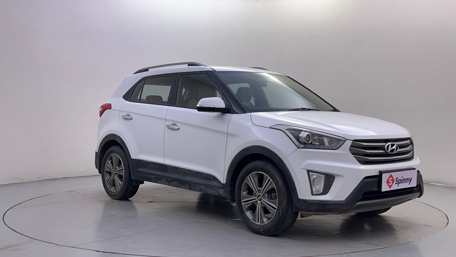 Used 2017 Hyundai Creta SX Plus 1.6 AT Petrol Petrol Automatic exterior RIGHT FRONT CORNER VIEW
