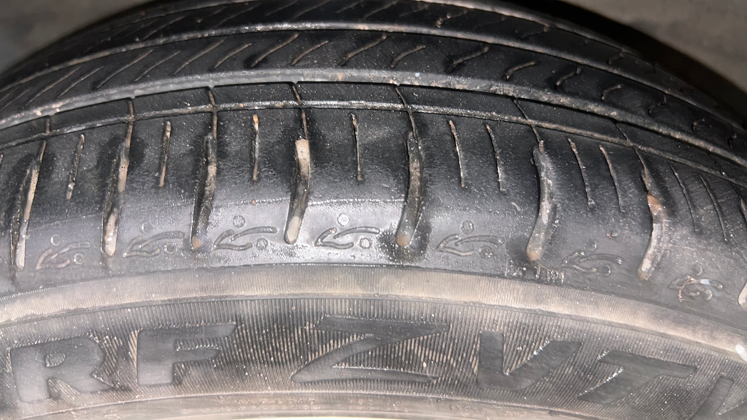 Used 2021 Hyundai Grand i10 Nios Asta AMT 1.2 Kappa VTVT Petrol Automatic tyres RIGHT REAR TYRE TREAD VIEW