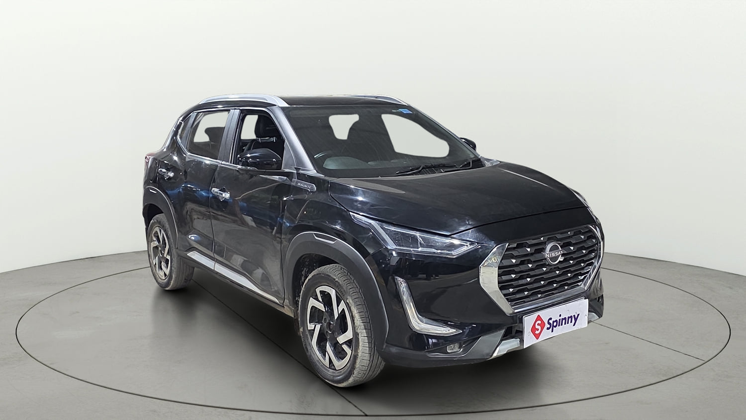Used 2022 Nissan Magnite XV Premium Turbo CVT Petrol Automatic exterior RIGHT FRONT CORNER VIEW