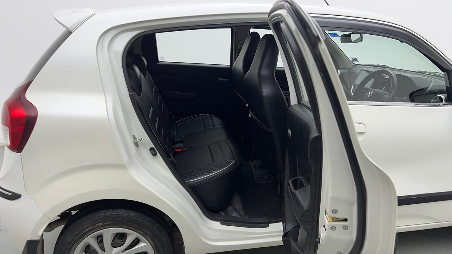 Used 2022 Maruti Suzuki Celerio VXi Petrol Manual interior RIGHT SIDE REAR DOOR CABIN VIEW