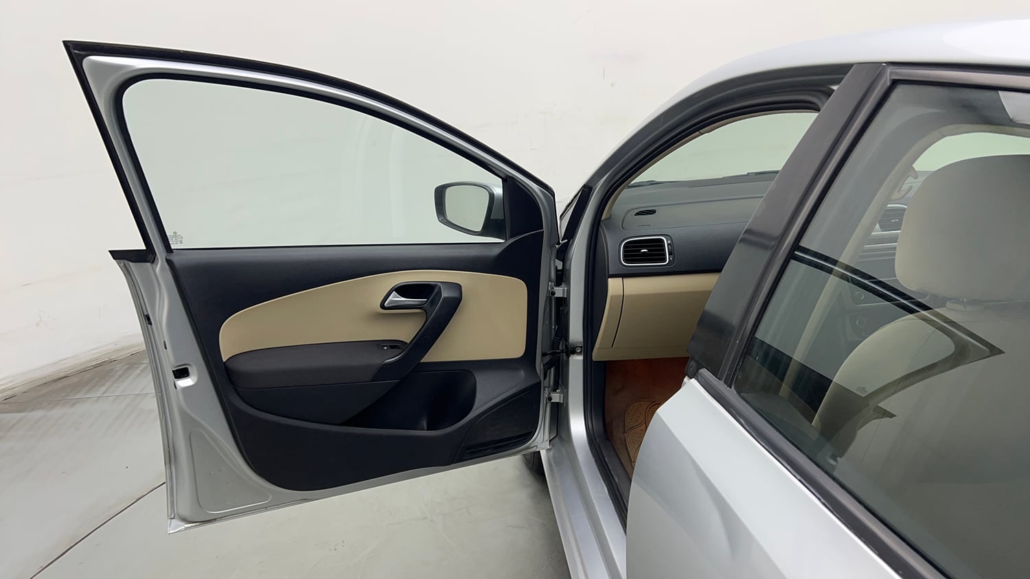 Used 2014 Volkswagen Polo Highline1.2L (P) Petrol Manual interior LEFT FRONT DOOR OPEN VIEW