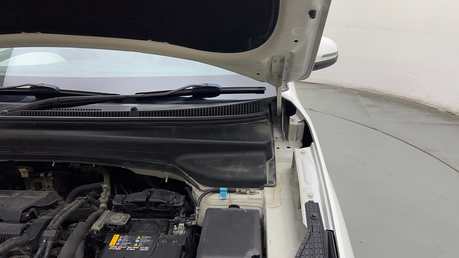 Used 2023 Hyundai Creta SX 1.5 Petrol IVT Petrol Automatic engine ENGINE LEFT SIDE HINGE & APRON VIEW
