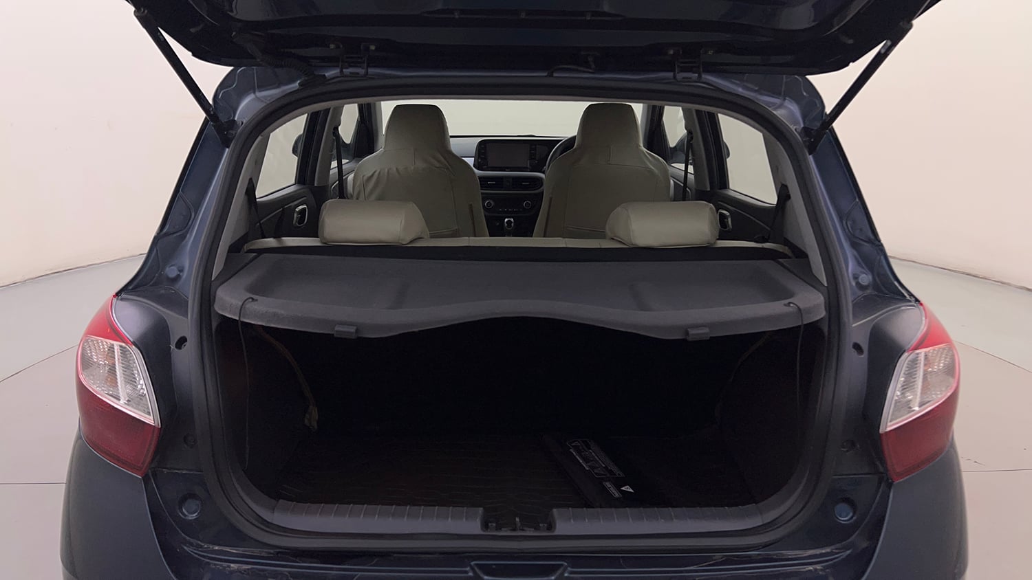 Used 2021 Hyundai Grand i10 Nios Asta AMT 1.2 Kappa VTVT Petrol Automatic interior DICKY INSIDE VIEW