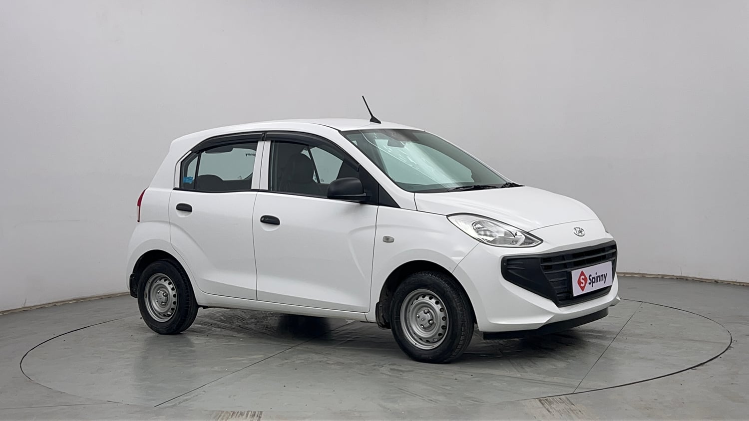 Used 2022 Hyundai Santro Era Executive Petrol Manual exterior RIGHT FRONT CORNER VIEW
