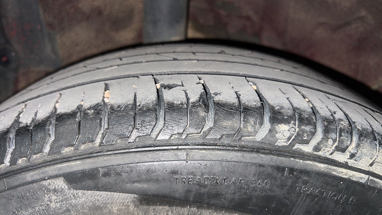 Used 2021 Hyundai New i20 Asta (O) 1.2 MT Petrol Manual tyres RIGHT REAR TYRE TREAD VIEW
