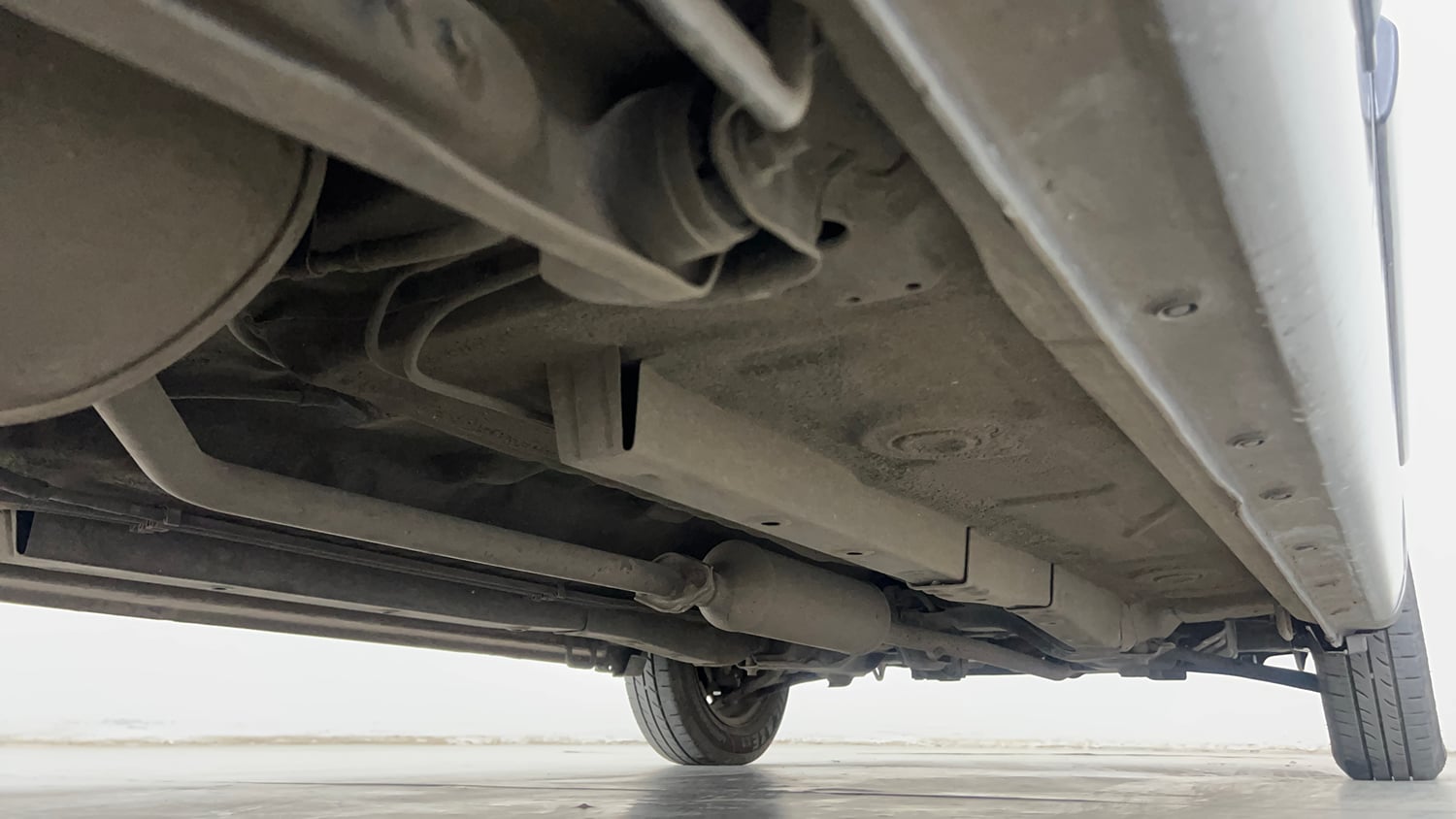 Used 2017 Maruti Suzuki Wagon R LXI CNG Cng Manual extra REAR RIGHT UNDERBODY VIEW