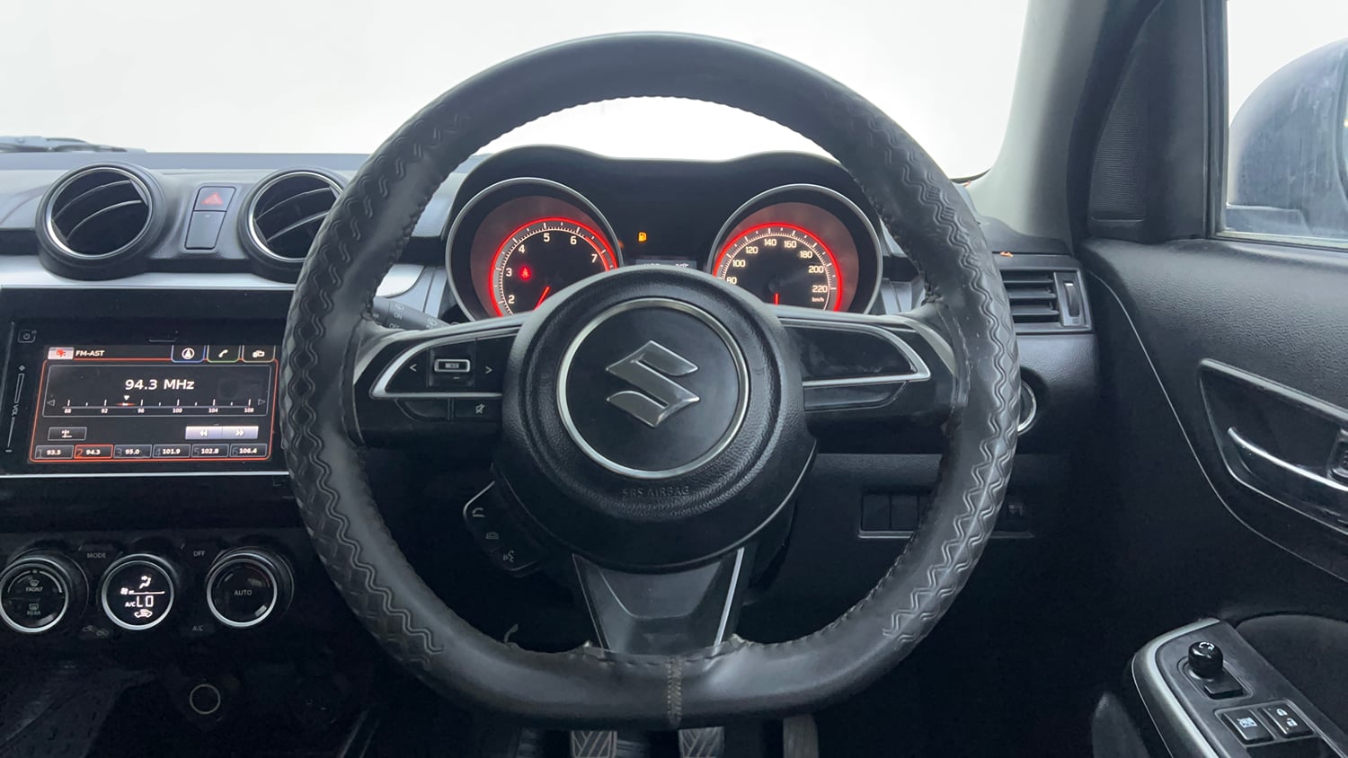 Used 2018 Maruti Suzuki Swift ZXi Plus Petrol Manual interior STEERING VIEW