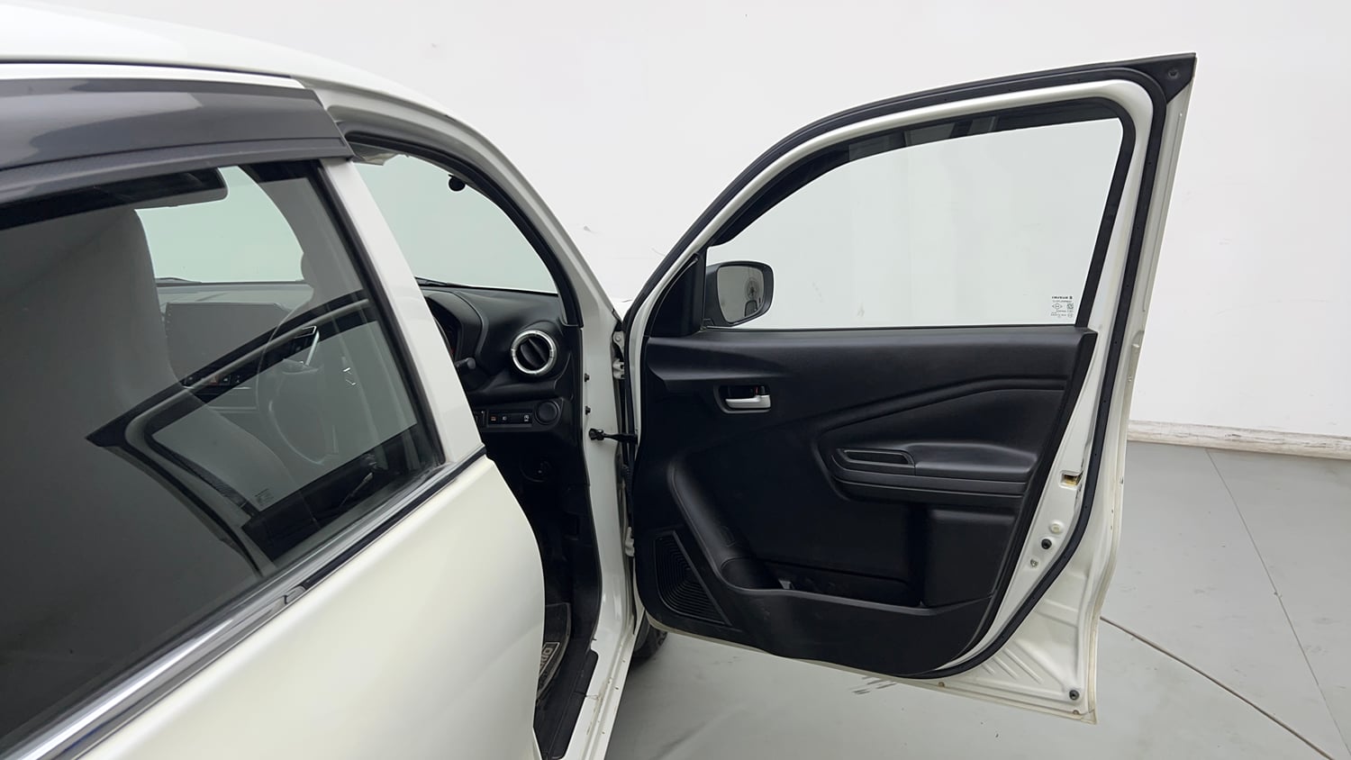 Used 2022 Maruti Suzuki Celerio VXi Petrol Manual interior RIGHT FRONT DOOR OPEN VIEW