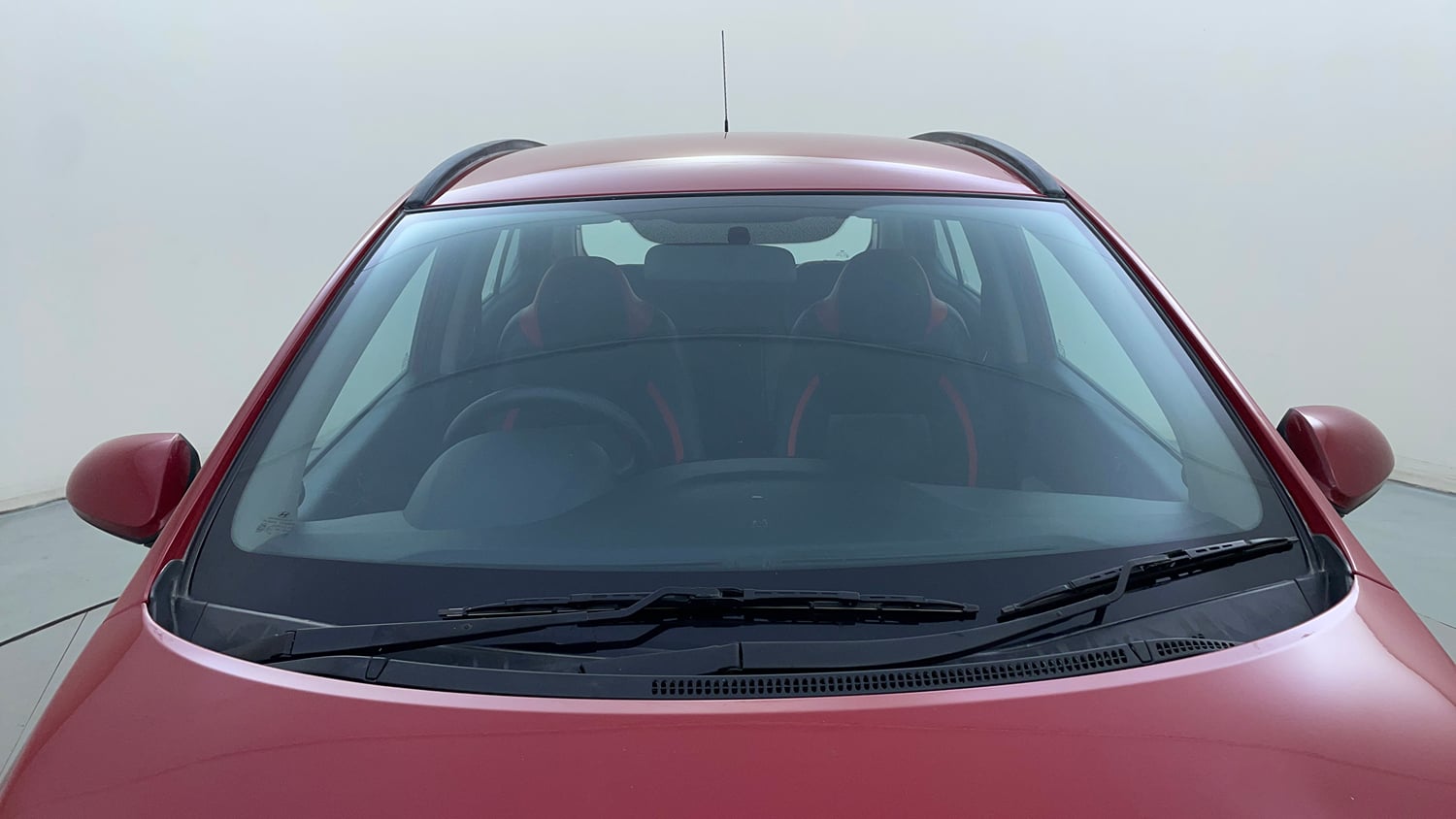 Used 2019 Hyundai Grand i10 Magna 1.2 Kappa VTVT Petrol Manual exterior FRONT WINDSHIELD VIEW