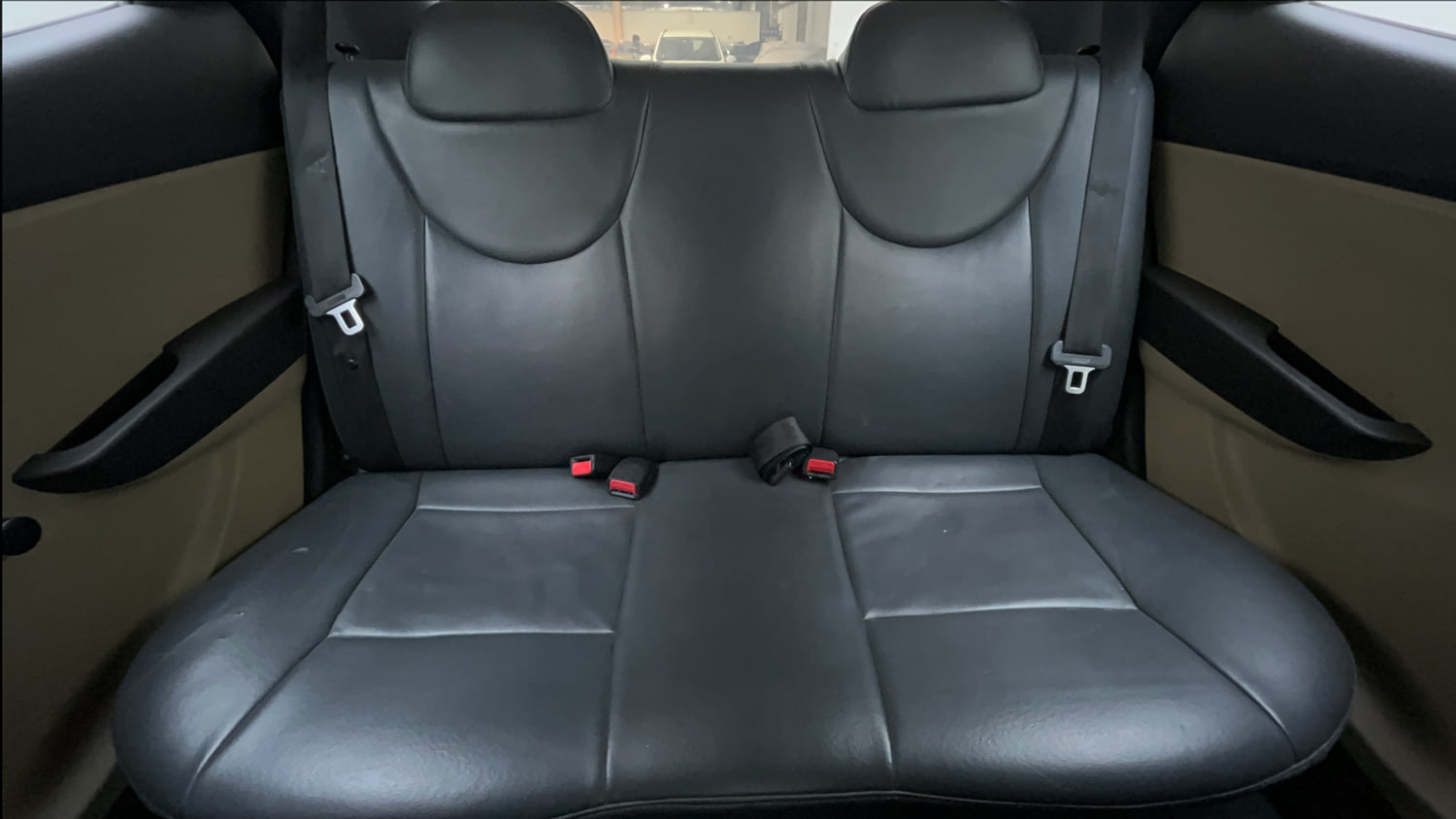 Used 2013 Hyundai Eon Sportz Petrol Manual interior REAR SEAT CONDITION VIEW
