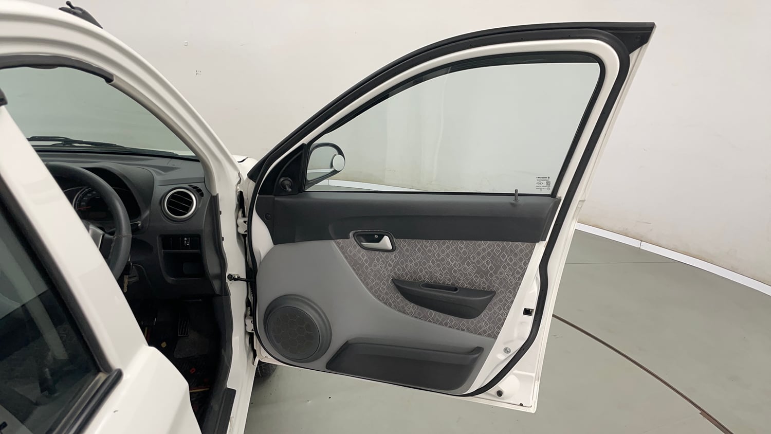 Used 2018 Maruti Suzuki Alto 800 LXi Petrol Manual interior RIGHT FRONT DOOR OPEN VIEW