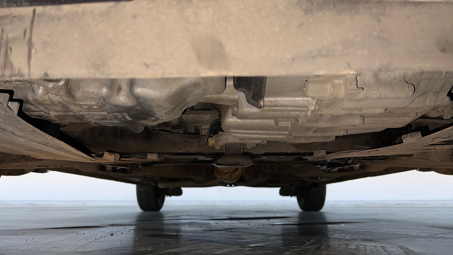 Used 2016 Honda Amaze 1.2 S AT i-VTEC Petrol Automatic extra FRONT LEFT UNDERBODY VIEW