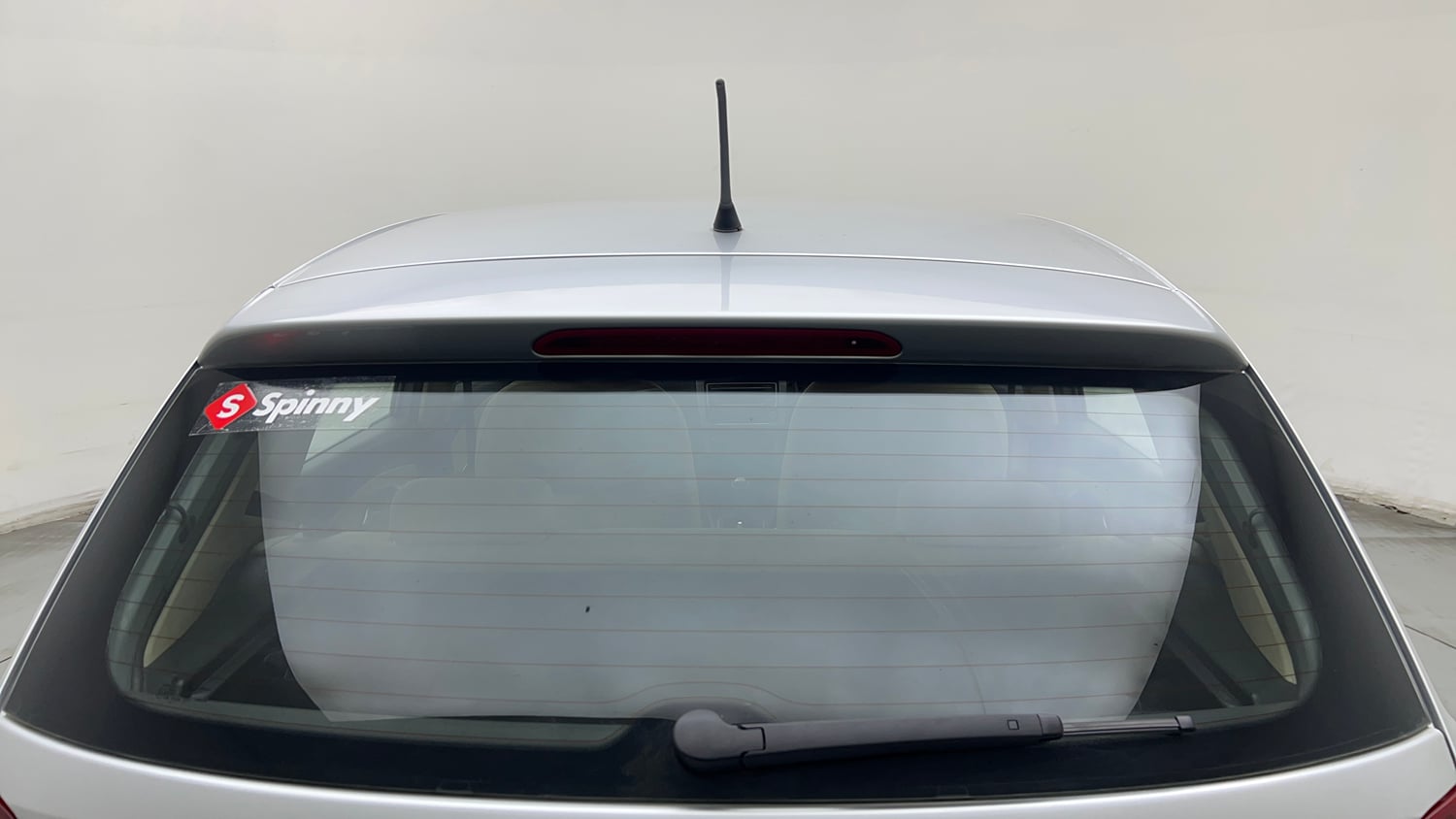 Used 2014 Volkswagen Polo Highline1.2L (P) Petrol Manual exterior BACK WINDSHIELD VIEW