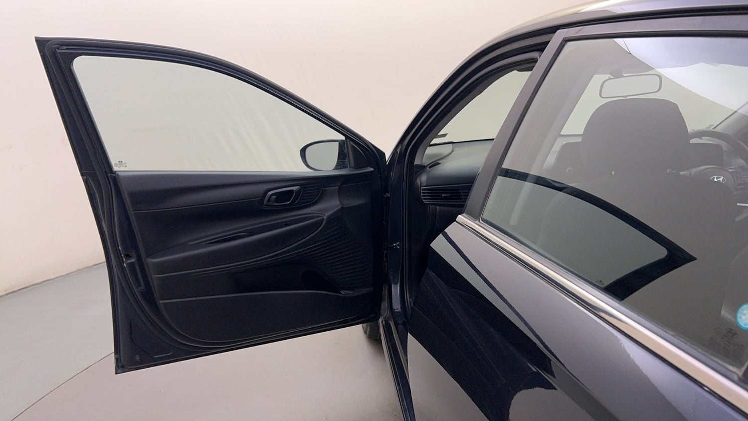 Used 2023 Hyundai i20 Sportz 1.2 IVT Petrol Automatic interior LEFT FRONT DOOR OPEN VIEW