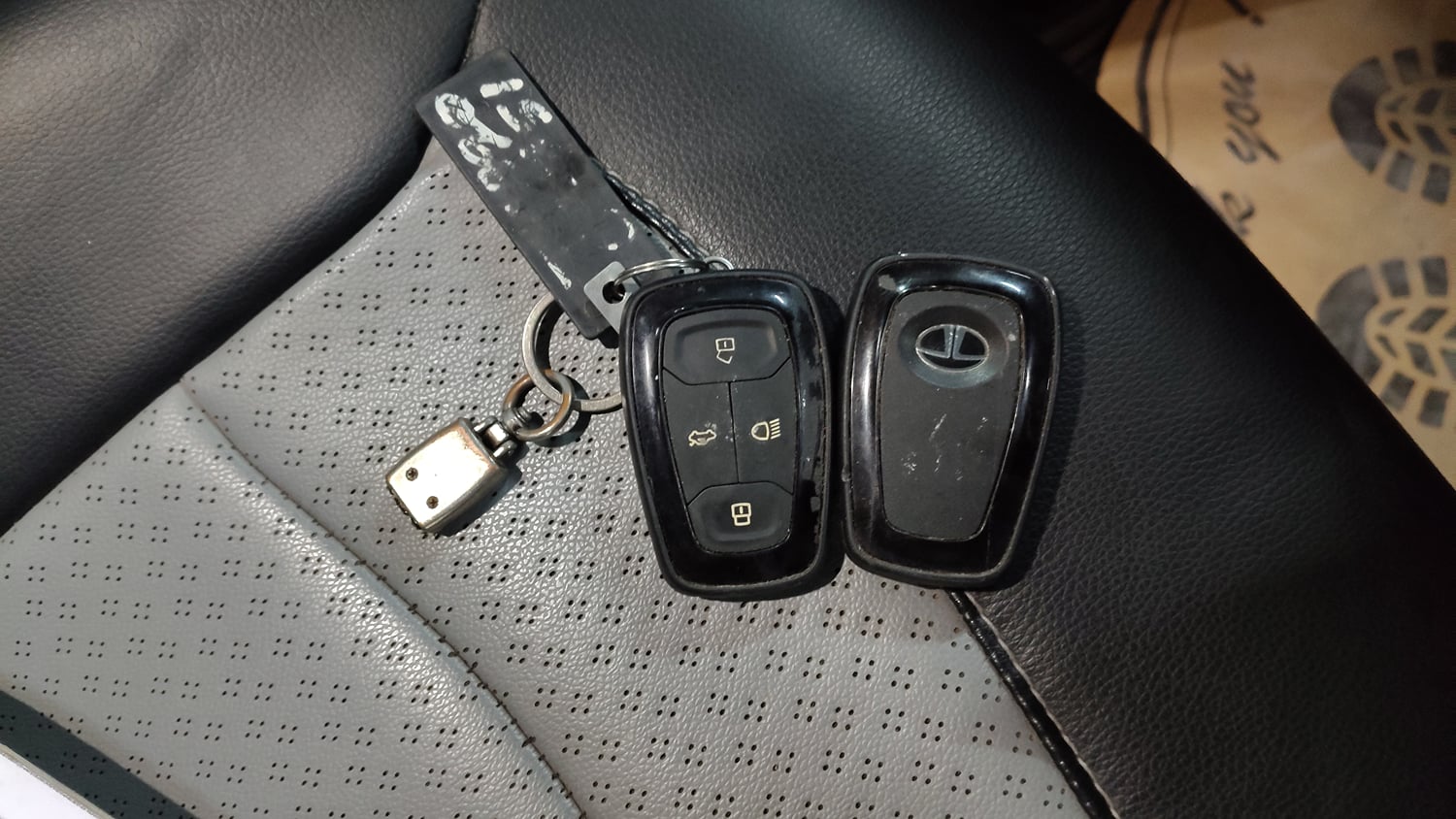 Used 2022 Tata Tiago NRG XZ MT Petrol Manual extra CAR KEY VIEW