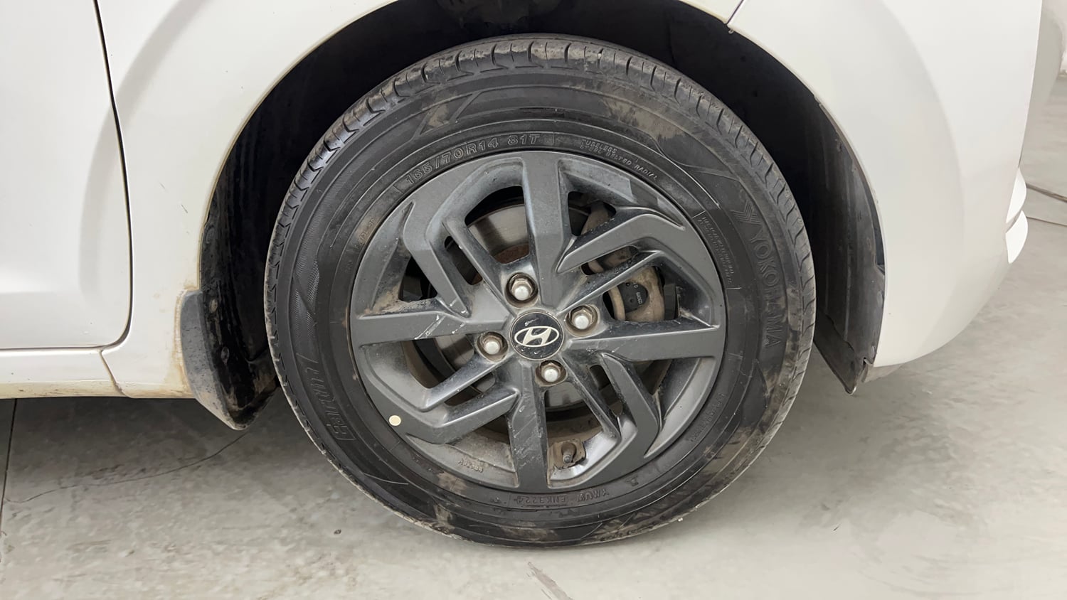 Used 2020 Hyundai Grand i10 Nios Sportz AMT 1.2 Kappa VTVT Petrol Automatic tyres RIGHT FRONT TYRE RIM VIEW