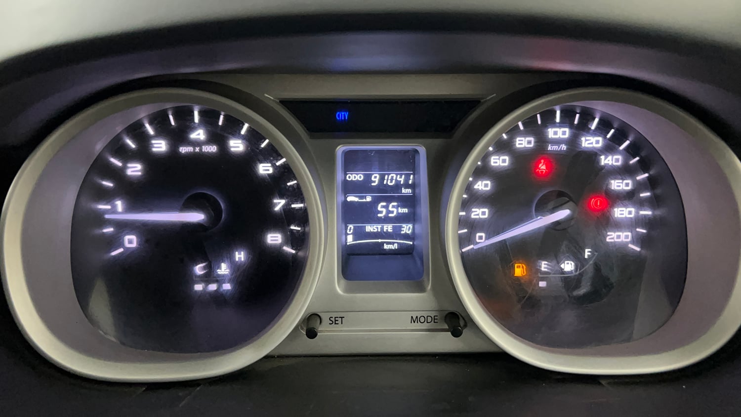 Used 2018 Tata Tigor Revotron XZ (O) Petrol Manual interior CLUSTERMETER VIEW