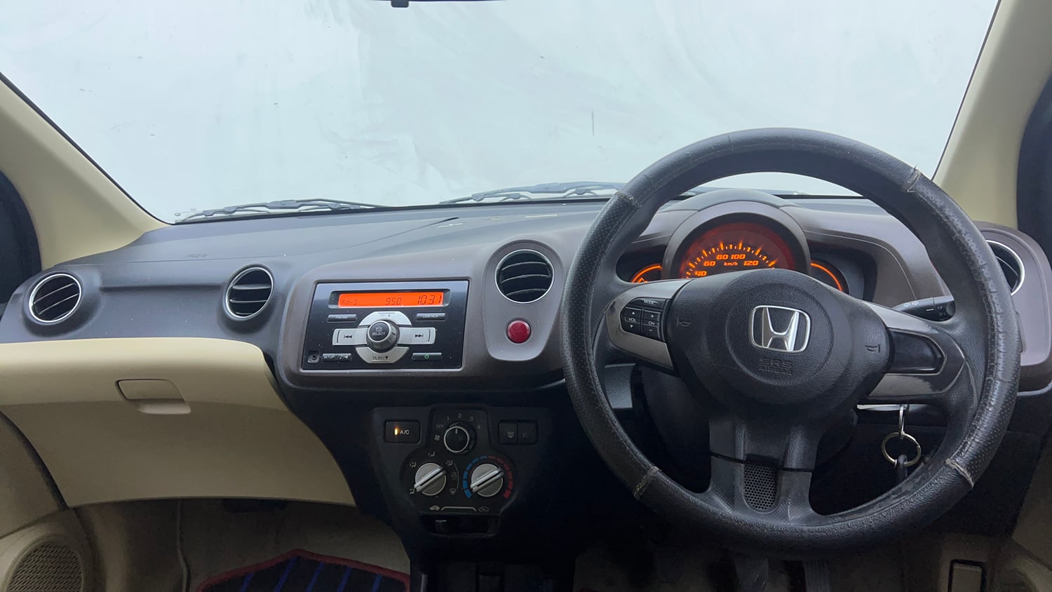 Used 2013 Honda Amaze 1.2 VX i-VTEC Petrol Manual interior DASHBOARD VIEW