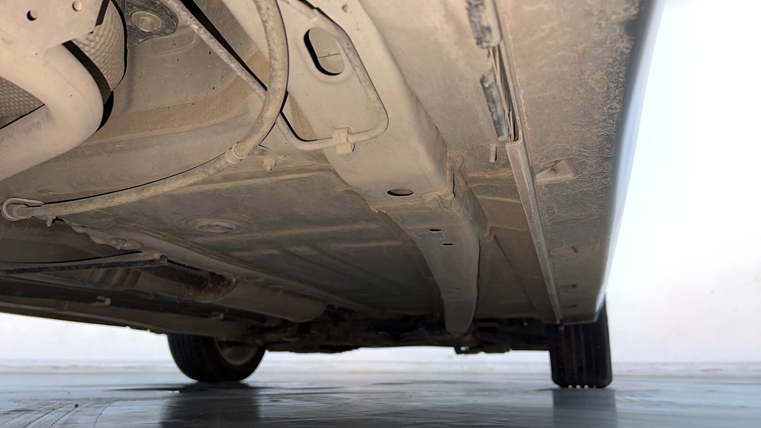Used 2019 Maruti Suzuki Baleno Alpha Automatic Petrol Automatic extra REAR RIGHT UNDERBODY VIEW
