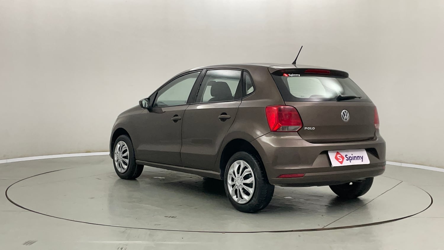 Used 2016 Volkswagen Polo Comfortline 1.2L (P) Petrol Manual exterior LEFT REAR CORNER VIEW