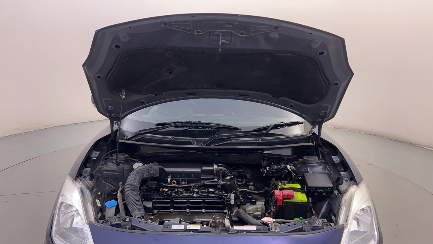 Used 2019 Maruti Suzuki Swift VXi AMT Petrol Automatic engine ENGINE & BONNET OPEN FRONT VIEW