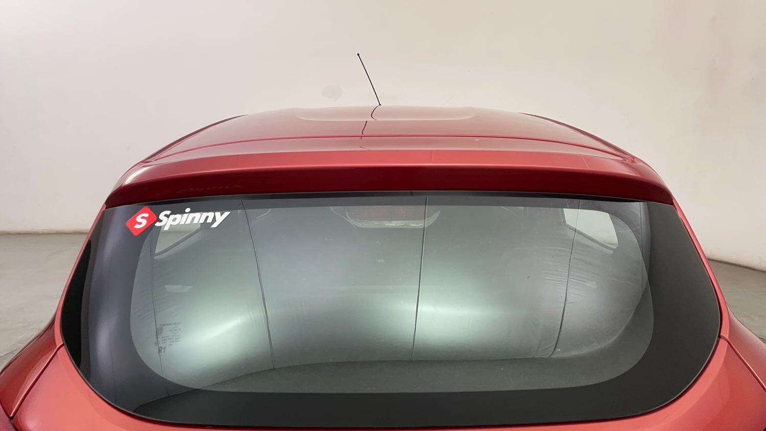 Used 2016 Renault Kwid 1.0 RXT Petrol Manual exterior BACK WINDSHIELD VIEW